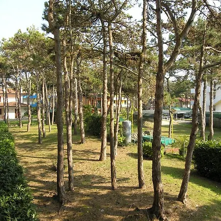 Apartment Isi *