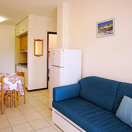 Apartment Isi *